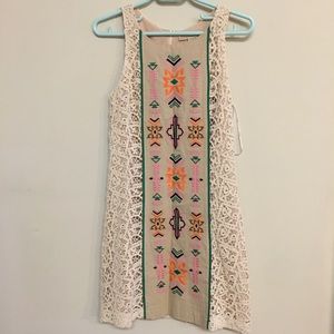 NWOT Champagne & strawberry lace dress, size S